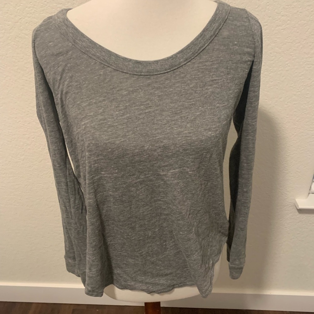 Chaser top size Small